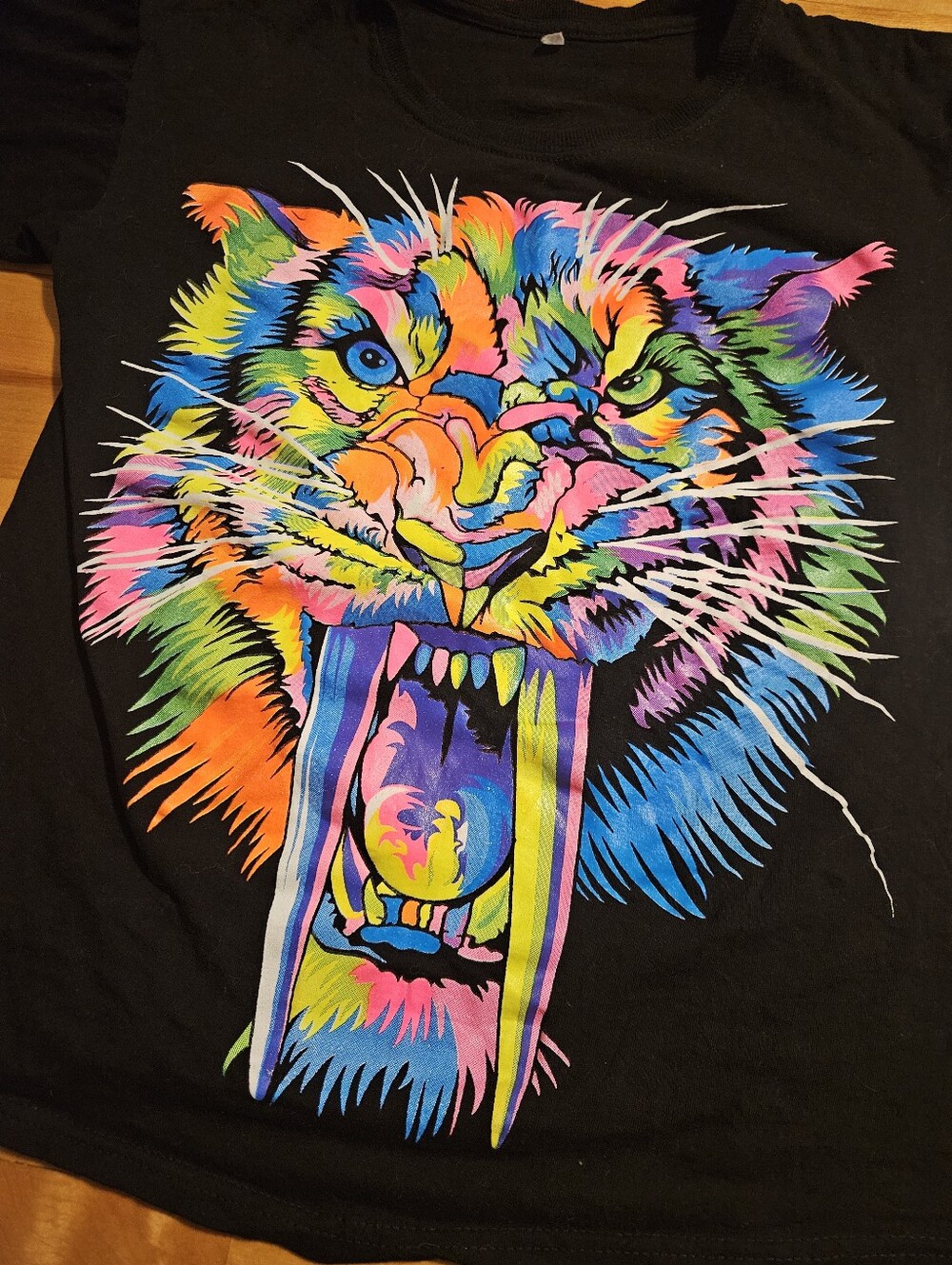 Black T-Shirt With Multicoloured & Blue Tiger Face Size M